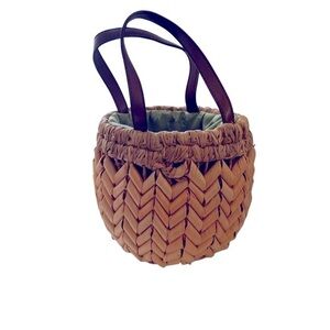 Capelli of New York Tan Woven Straw Bag